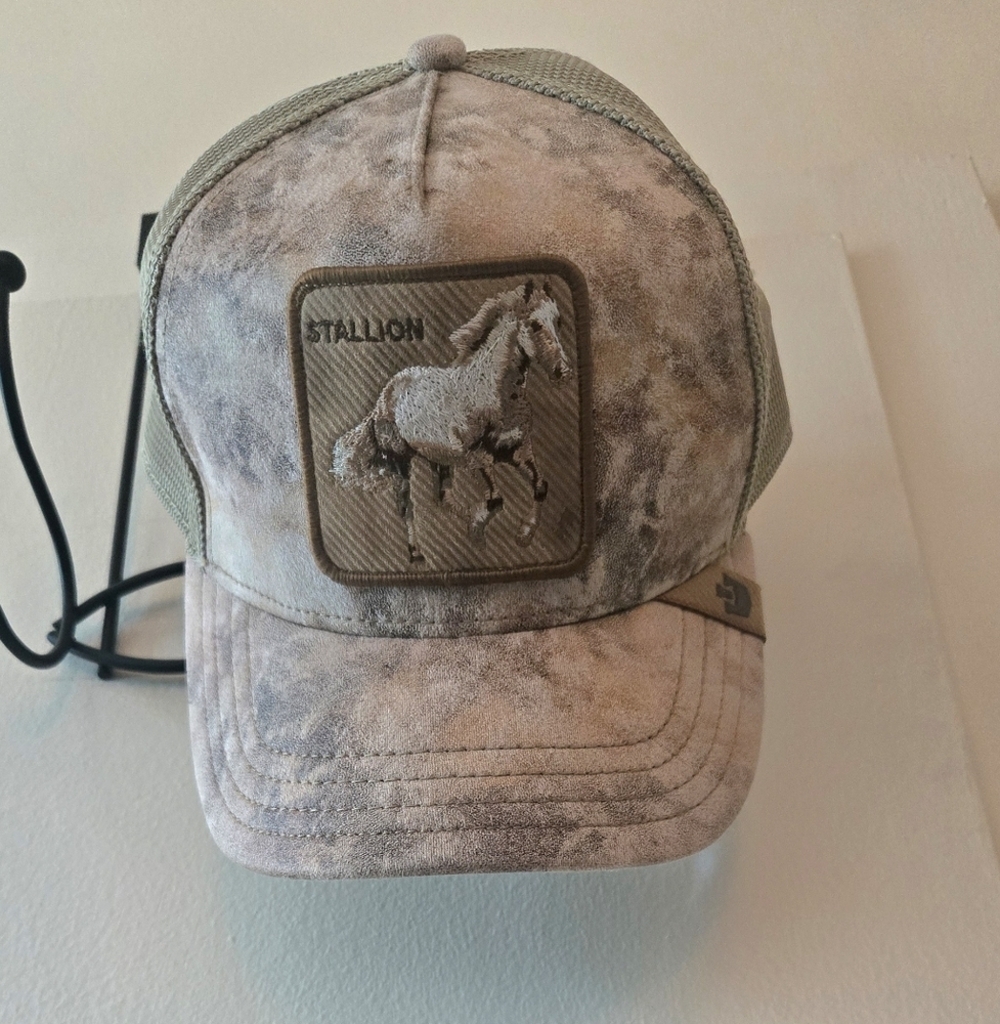 Goorin Bros Trucker Hat Storm Stallion  Limited Edition Tan NWT